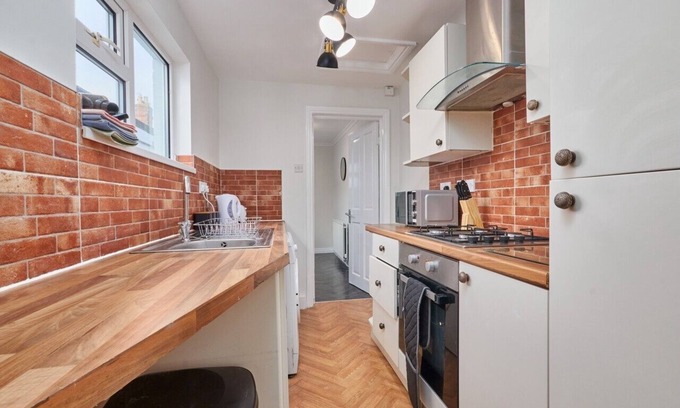 Seaham Casa | Relaxing 3-Bedroom Home Near the Beach