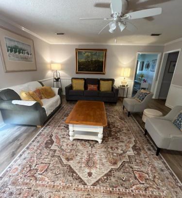 Valdosta Casa | Relaxing 3BR Home in Quiet Neighborhood near SGMC & I-75