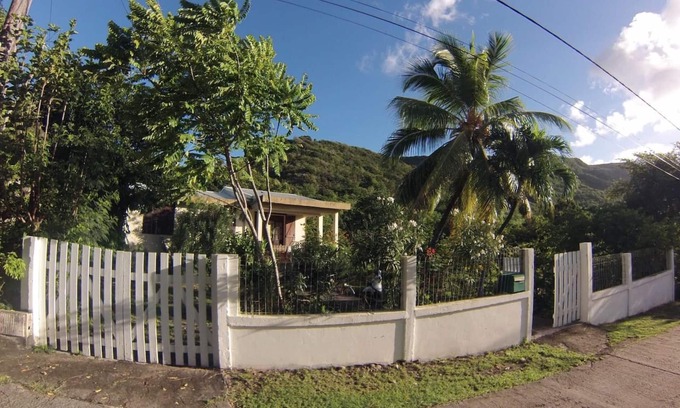 Grande Anse Casa | ambiente relajado, aislado a los pies de la montaña