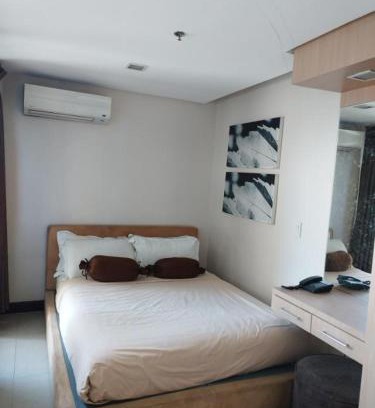 Wack-Wack Greenhills Apartamento | Relaxing Big Studio Bedroom