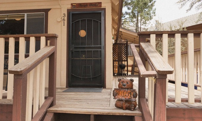 Big Bear Chalet De Esquí | Relaxing cabin getaway for 8 10-minutes to the slopes, lake and Village