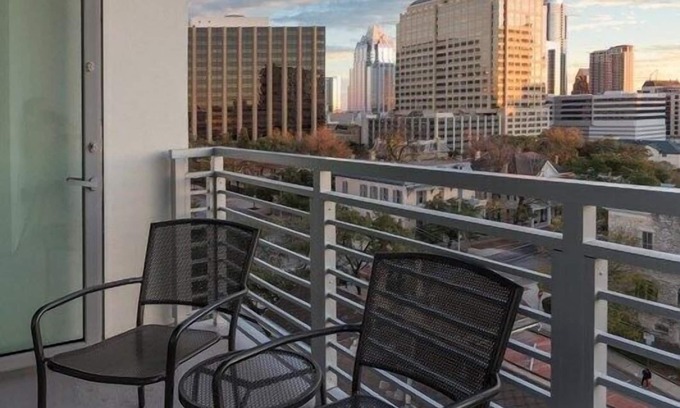 Civic District Condominio | Wyndham Austin - 2 habitaciones de lujo