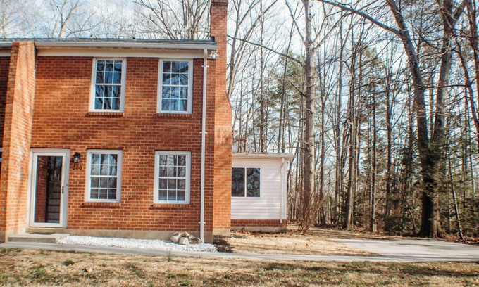 Gordonsville Casa | Relaxing comfort in quaint town- 3 bedroom in delightful Gordonsville