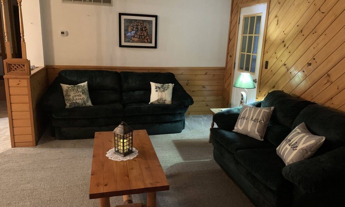 Amherst Junction Casa | Relaxing Country Getaway