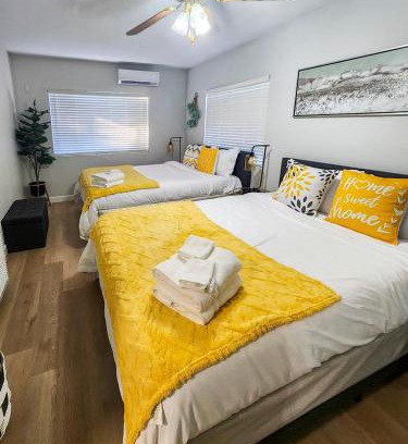 Upland Apartamento | Relaxing Cozy Back House with Backyard