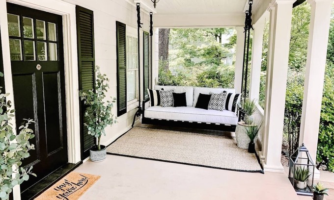 High Point Casa | *Relaxing & Elegant* < 5 min to HPU & Market, Sleeps 8