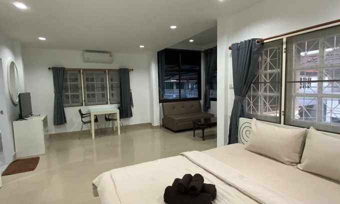 Hua Hin Casa | Relaxing Escape in Hua Hin City 94/2