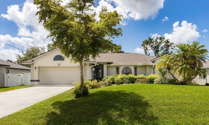 Trafalgar Casa | Relaxing Family Southern Retreat