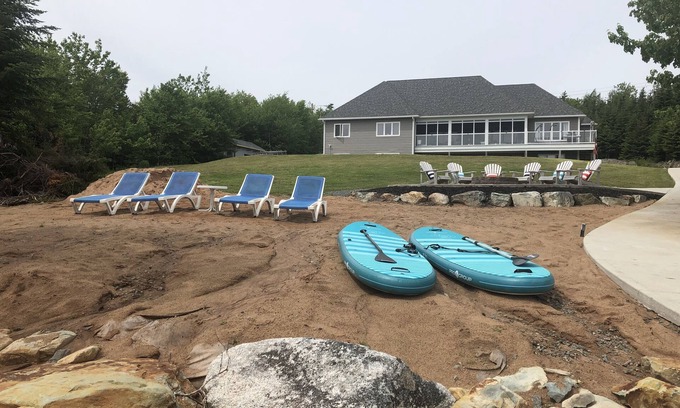 Porters Lake Apartamento | Relaxing, fun family lakefront retreat - 30 mins to Halifax!!