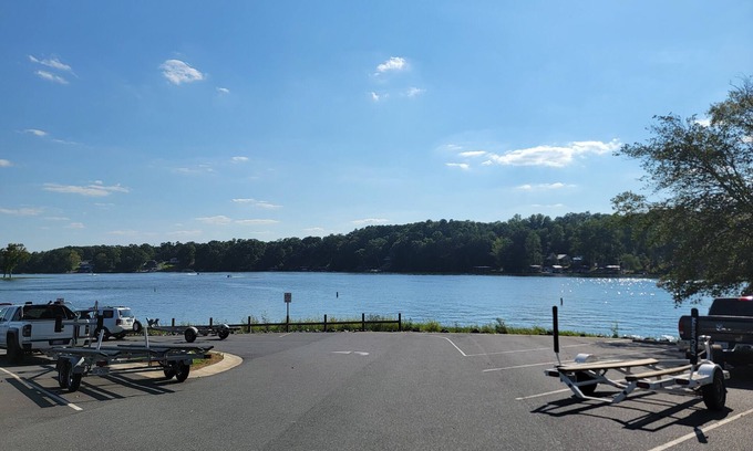 New London Casa | Relaxing getaway, Badin Lake NC