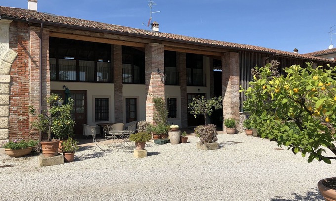 Ovest Casa | relajante villa histórica, carril bici al centro de la ciudad lago Valpolicella