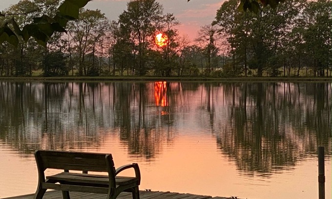 Texarkana Casa | Relaxing Lake House Retreat