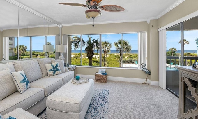 Amelia City Condominio | Relajante condominio frente al mar - ¡Espectaculares vistas al mar desde todas las habitaciones!