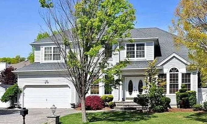 Old Bethpage Casa | Relaxing Perfect Weekend Getaway or Stay Longer, Feel at Home very Spacious
