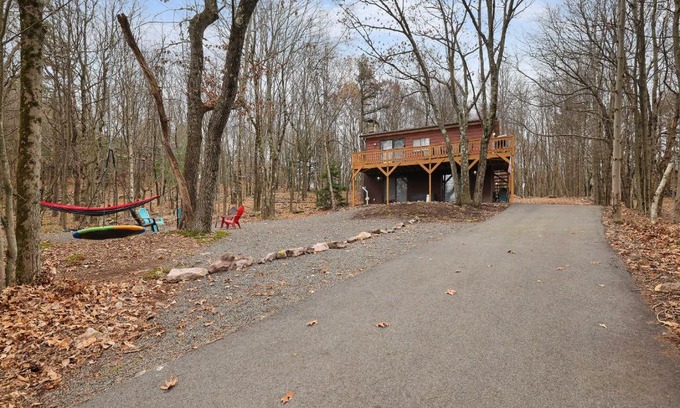 Briar Crest Woods Casa | Relaxing Pocono Getaway