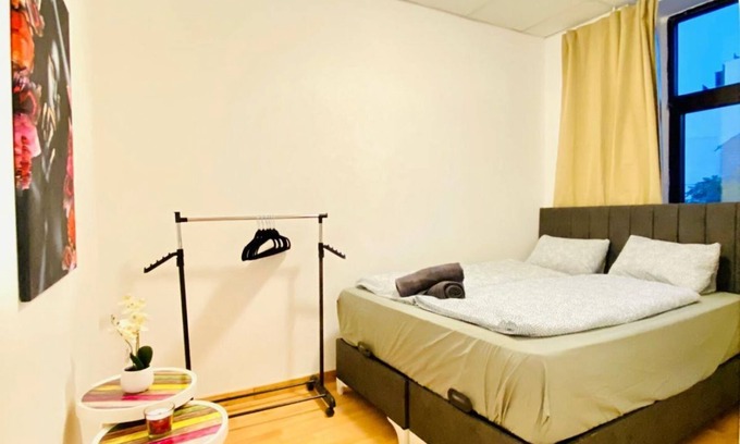 Liesing Apartamento | Relaxing Private Room in a Shared Apartment