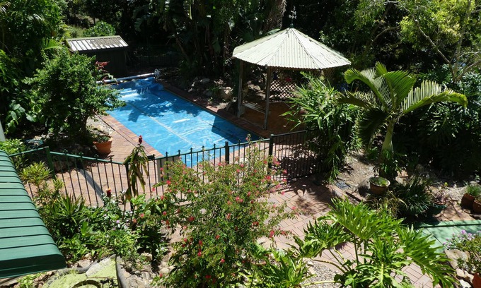 Caboolture Casa | Relaxing retreat by the River