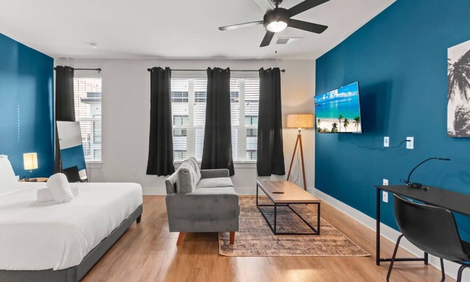 North Hyde Park Apartamento | Relaxing Studio | Pool & Gym | Central!
