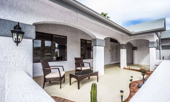 Sun City West Casa | Relaxing Sun City West Stay 55+ Community