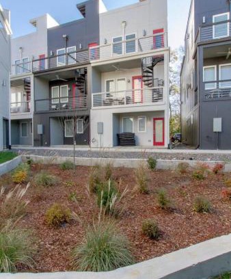 Hadley - Washington Casa | Relaxing Urban Escape Minutes to Downtown