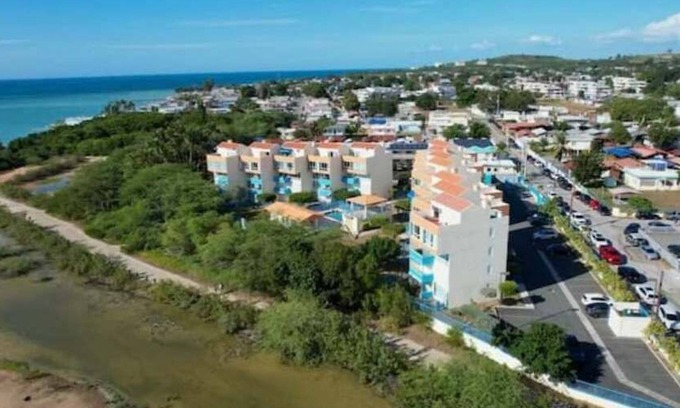 Puerto Rico Apartamento | Relaxing View Villa Steps from Beach & Pool