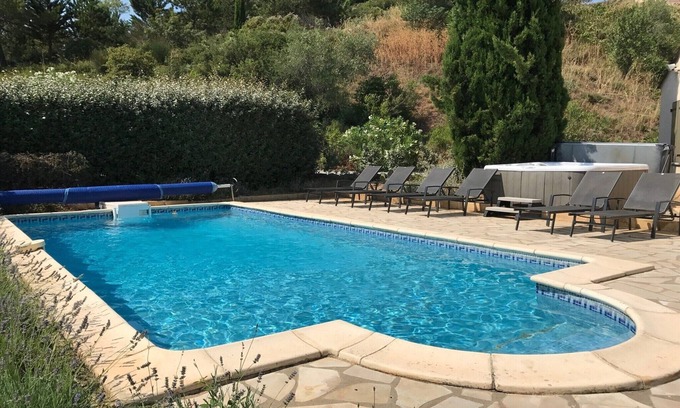 Beaufort Villa | Villa relajante cerca del lago y las playas