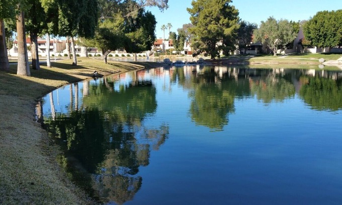 North Mountain Condominio | Relaxing Waterfront Oasis - Travel, Business, Travel Nurses, Sports, Medical