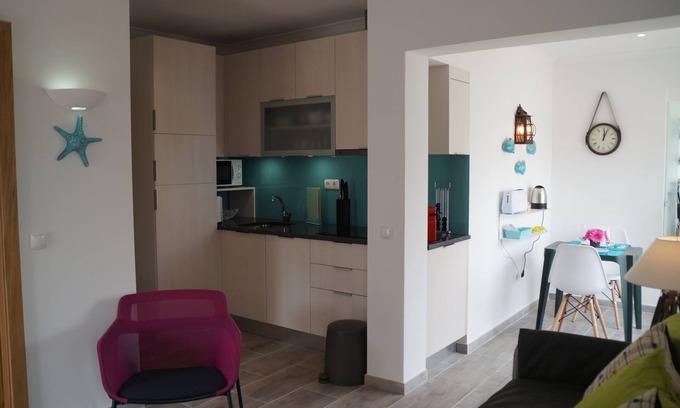 Santa Luzia Apartamento | Remodeled Apt. in Pedras d'El Rei overlooking the Atlantic Ocean and Ria Formosa