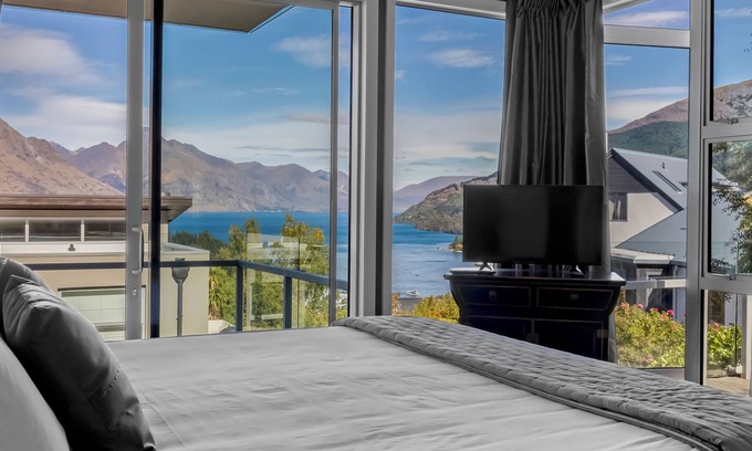Queenstown City Centre Casa | 13 Poole Lane by Staysouth