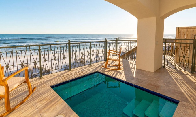 Delos Casa | Remodeled Beachfront😎Frangista's Finest 4 BR☀️Juegos de ArcadercaSplash Pool