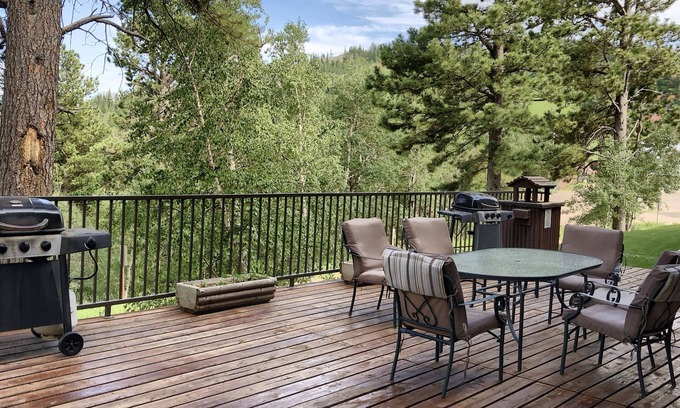 Lead Condominio | Remodeled Fully Furnished Resort Condo at Terry Peak. Heart of the Black HIlls