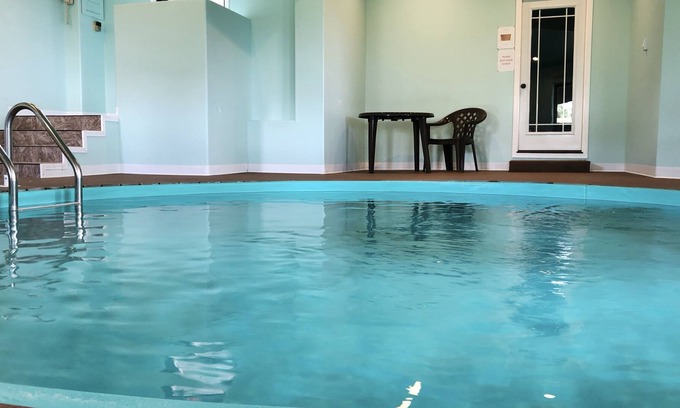 Lead Condominio | Remodeled Fully Furnished Barefoot Resort Condo