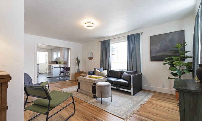 Franklin to the Fort Casa | Remodeled Historic Central Missoula Home - 5 mins to Downtown