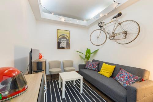 Fundao Apartamento | Remodeled historical apartment in the City center