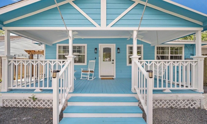 Shady Acres Casa | Remodeled Houston Heights Gem! | Stroll to Bars!