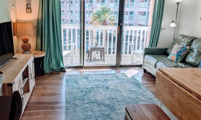 North Beach Condominio | Remodeled Surfside Retreat with Beach Access
