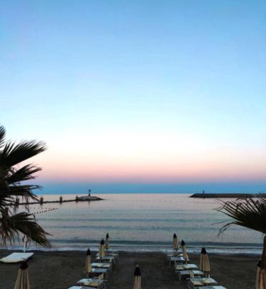 Pietra Ligure Apartamento | Renesmee Beach Apartment