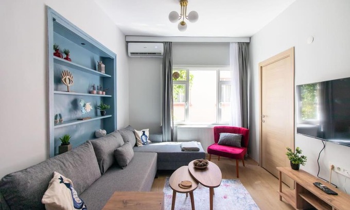Moda Apartamento | Renewed&Charming 3BR Flat in the Heart of the City