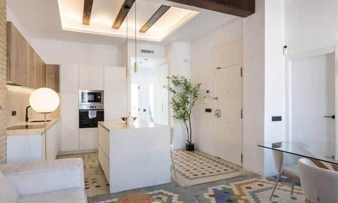 Trinitat Apartamento | Renewed tradition: In front of the river and downtown.