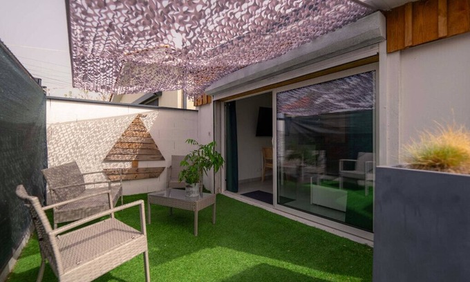 Villenave-d'Ornon Casa | Renovated 2-room house with garden