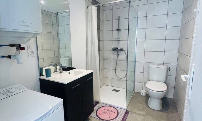 Le Brouilh-Monbert Apartamento | Renovated and furnished studio for rent!