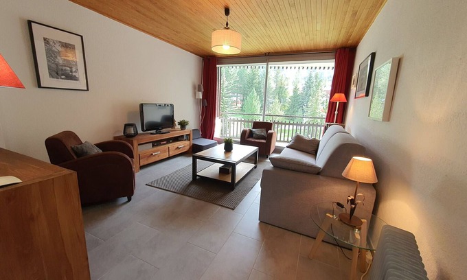 La Salle-les-Alpes Apartamento | Renovated apartment · Near slopes · Comfortable for 4 people