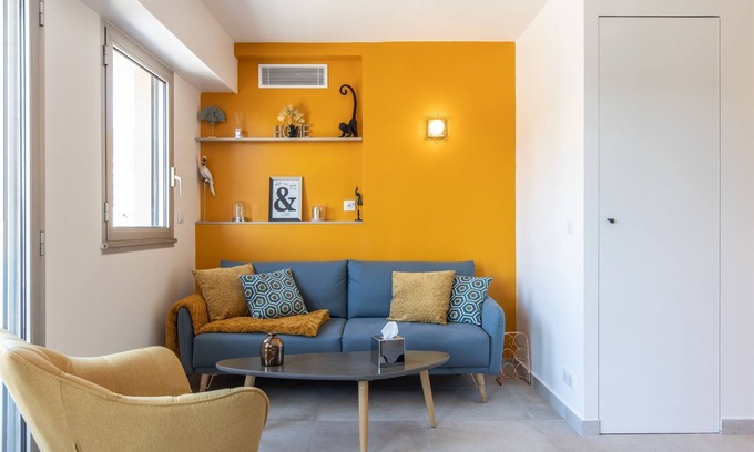 Le Suquet Apartamento | Renovated Apt with Balconies - Holiday/Congress