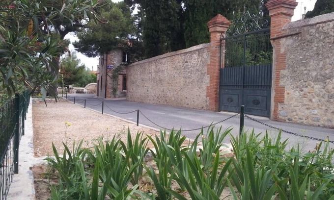 Banyuls-dels-Aspres Casa | Casa del siglo, renovado, con piscina en un parque de 1200 m2