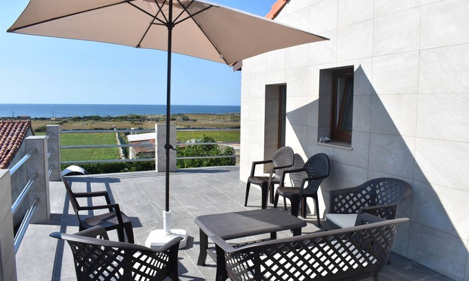 Monte Villa | Casa reformada, cómoda y con vistas al mar