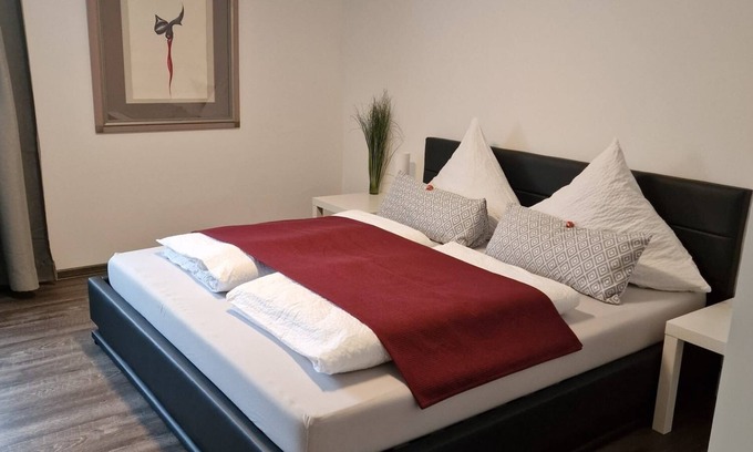 Sarreguemines Apartamento | Renovated cozy vacation apartment