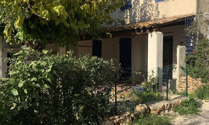 Toulon Casa | Renovated family home 20 minutes from the sea, ideal for families