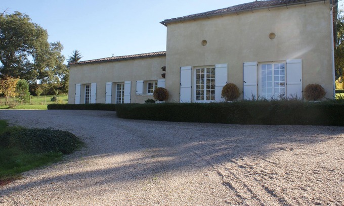 Castillon - Pujols Intercommunalite Casa | granja reformada en el corazón de los viñedos de Burdeos