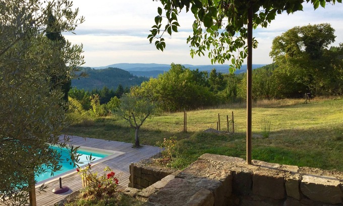 Chassiers Casa | granja reformada del 16, con encanto, al sur de Ardèche