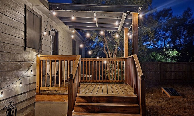 Brackettville Casa | Renovated gem in Fort Clark Springs